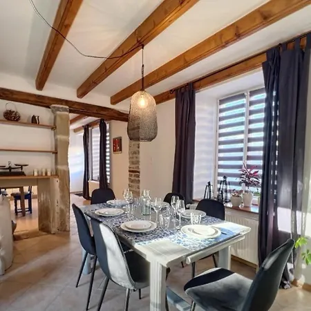 Les Pierres Du Bonheur Meublé Tourisme 3 étoiles * Oelleville